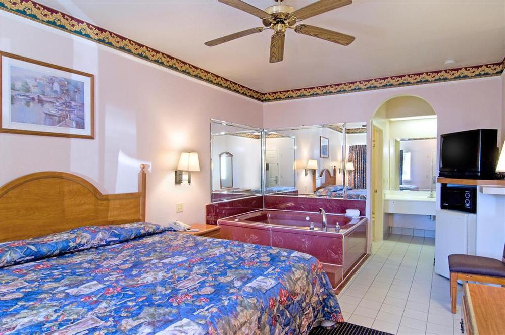 Americas Best Value Inn Downtown Houston Rom bilde